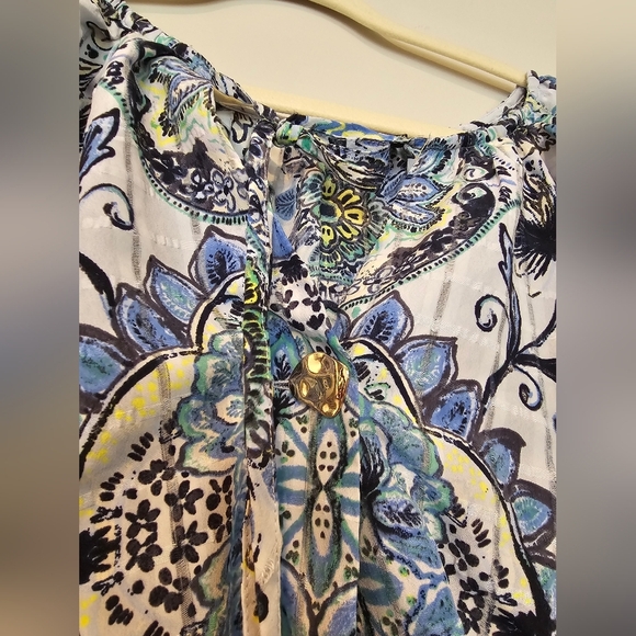 Lane Bryant Size 26/28 (4X) 3/4 Sleeve Notch Neck Tie Front Blouse Blue Geo Flor - Picture 6 of 11